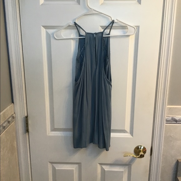 Lush Flowy Top - Picture 2 of 3